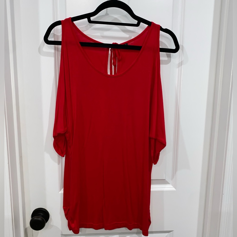 Cold shoulder red shirt